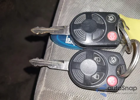 2011 Ford Escape Xlt from USA, damaged, VIN 1FMCU9DG1BKB13942